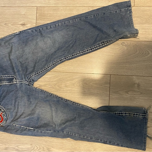 True Religion jeans size 38x33 - Picture 3 of 4